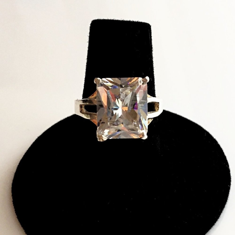 Radiant cut Solitaire SILVER Ring